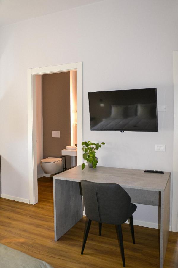 Hotel Ca' Dela Stazion à Vérone Extérieur photo